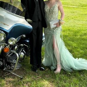 Elegant Mint Green Prom Dress